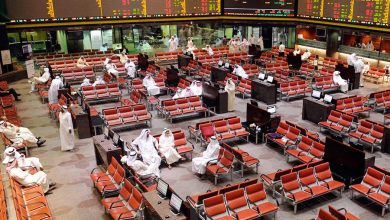 صورة بورصة الكويت تغلق تعاملاتها على انخفاض مؤشرها العام 44.9 نقطة