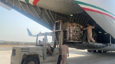 صورة إقلاع الطائرة الإغاثية الثانية من الجسر الجوي الكويتي على متنها 41 طنا لإغاثة منكوبي ليبيا