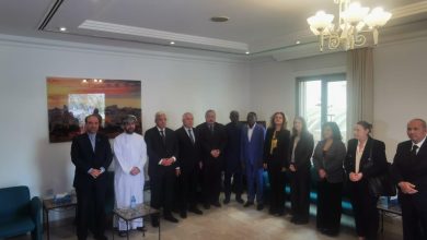 صورة اجتماع السفارة الفلسطينية بحضور جميع الدبلوماسيين بالكويت