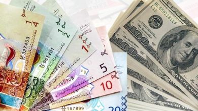صورة الدولار الأمريكي يرتفع إلى 0,308 دينار واليورو ينخفض إلى 0,336